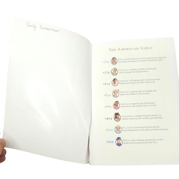 American Girl Aloha Kanani Meet Molly Good Luck Ivy Mia Paperback Books Lot Of 4 - Picture 9 of 11